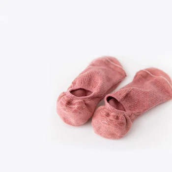 5Pairs/veľa Jar Leto Ženy Ponožky Pevné Módne Wild Plytké Úst Vertikálne Pruhy Silikónový protišmykový Neviditeľné Ponožky, Papuče