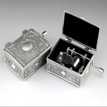 Pirate treasure chest plastický ručne kľukou Princezná šperky metal music box hudobná šperky box darček k narodeninám dievčatá med