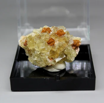 Nové minerálne！ Prírodné Zriedkavé žltá fluorite minerálnych vzoriek Kamene a kryštály Liečivý kryštál veľkosť boxu 5.2 cm