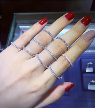 Hot Predaj Originálne 18K biele zlato pripraviť Simulované Diamantový Prsteň Jemné Šperky Jednoduché Kolo Tenké Krúžky pre Ženy Prvok Krúžok darček