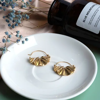 Ventilátor tvar kovových drop Náušnice pre Ženy Módne Šperky visieť Náušnice Bohemia Tvorivé Biela/Zlatá fanúšikov Drop Náušnice